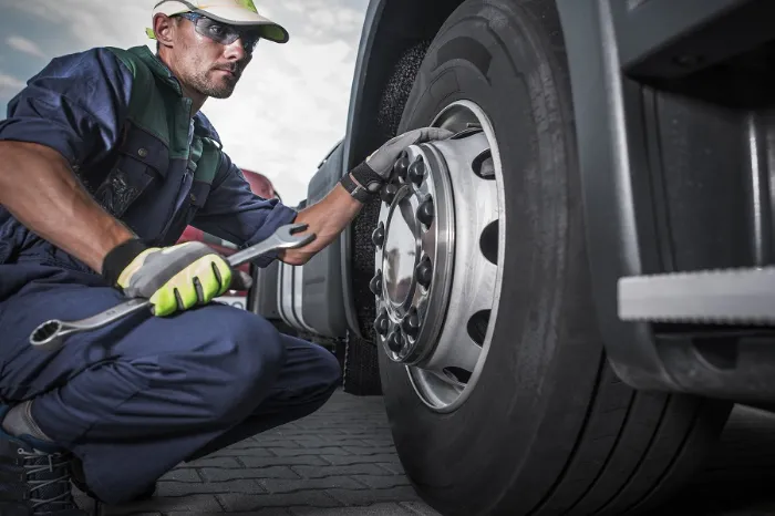 How to Change a Tire in Kinston, NC How to Change a Tire in Kinston, NC